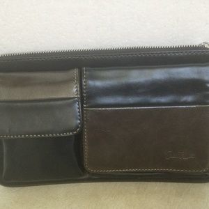 Men’s gadget bag